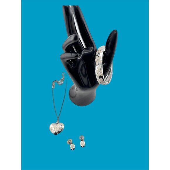 Brighton Hinged Silver Bangle Braclet with Necklace & Earrings White Flowers - Picture 2 of 11